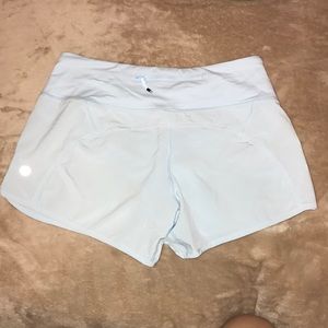 Lululemon Speed Shorts in "Ice Milk" Size 4, NWOT